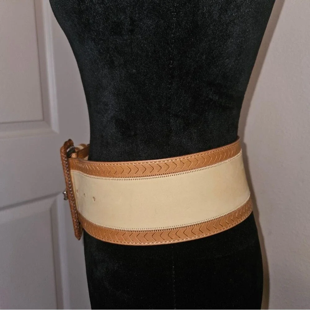 Vintage Linea Pelle Laser Cut Leather Belt Size S